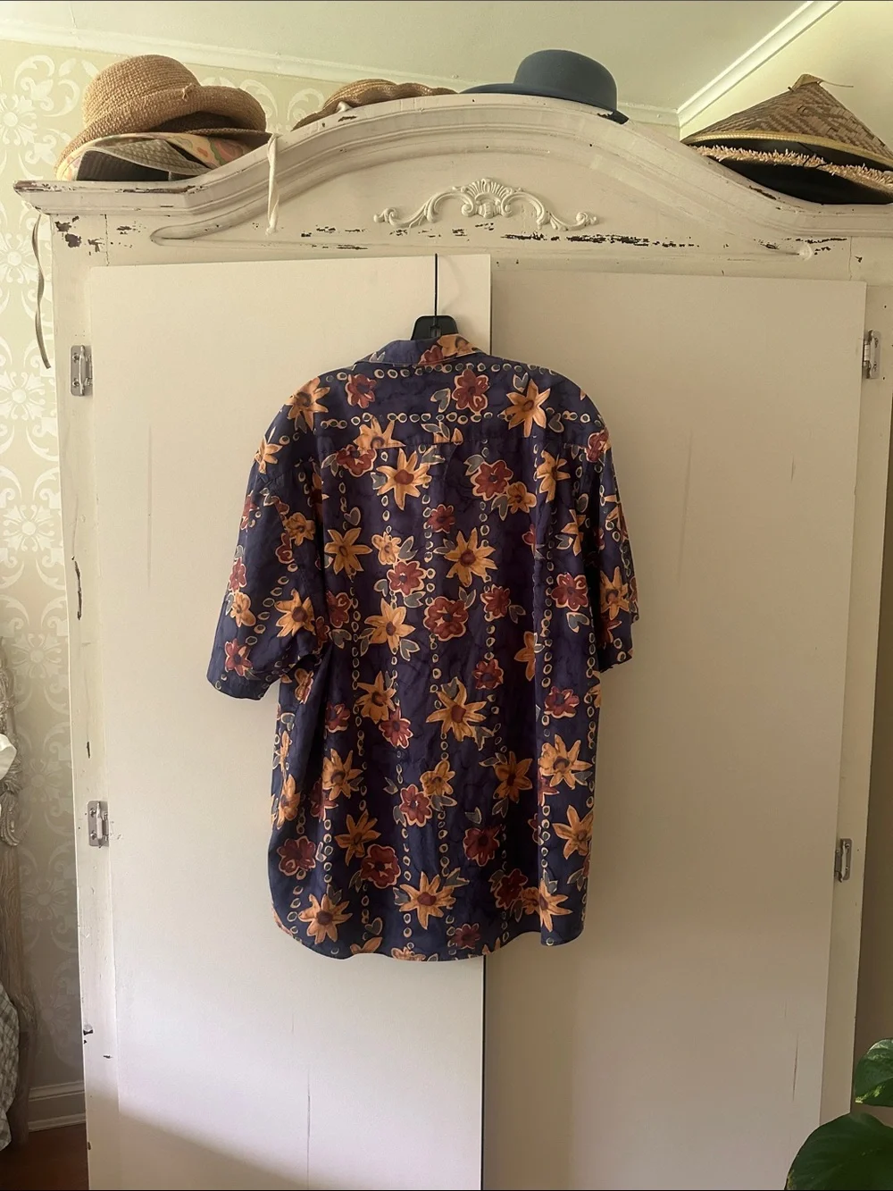 Men's Floral Short-Sleeve Camp Shirt - Navy with Mustard Floral